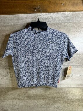 NWT Levi’s Girls Blue Floral Waffle Knit Cropped Top Sz 6/M. 5-6 yrs